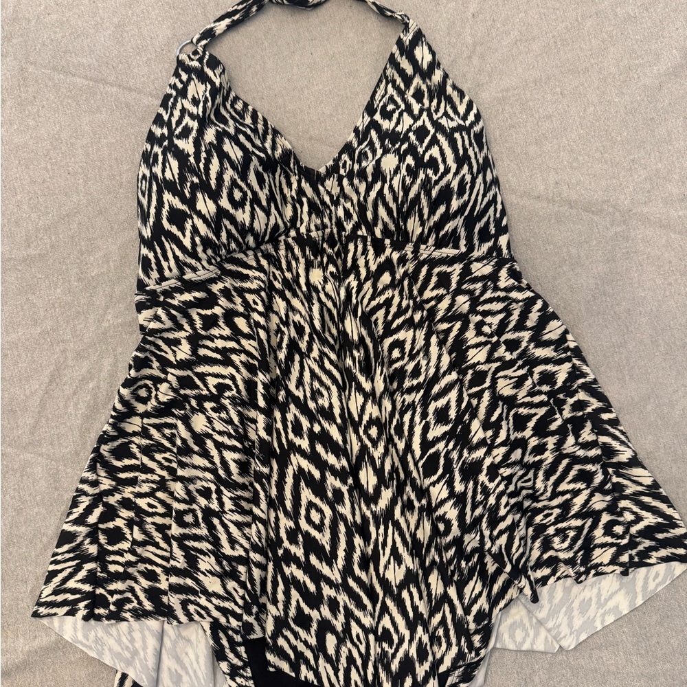 Black and White Halter swimsuit